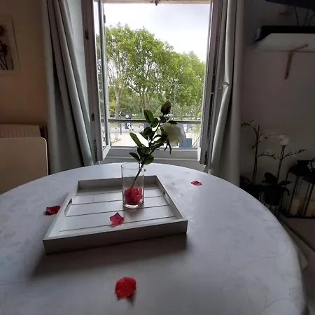 Suite luxe love room jacuzzi spa coeur de Maine Angers Extérieur photo